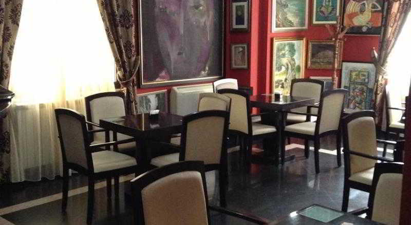 Art Hotel Nirvana Τίρανα Εστιατόριο φωτογραφία